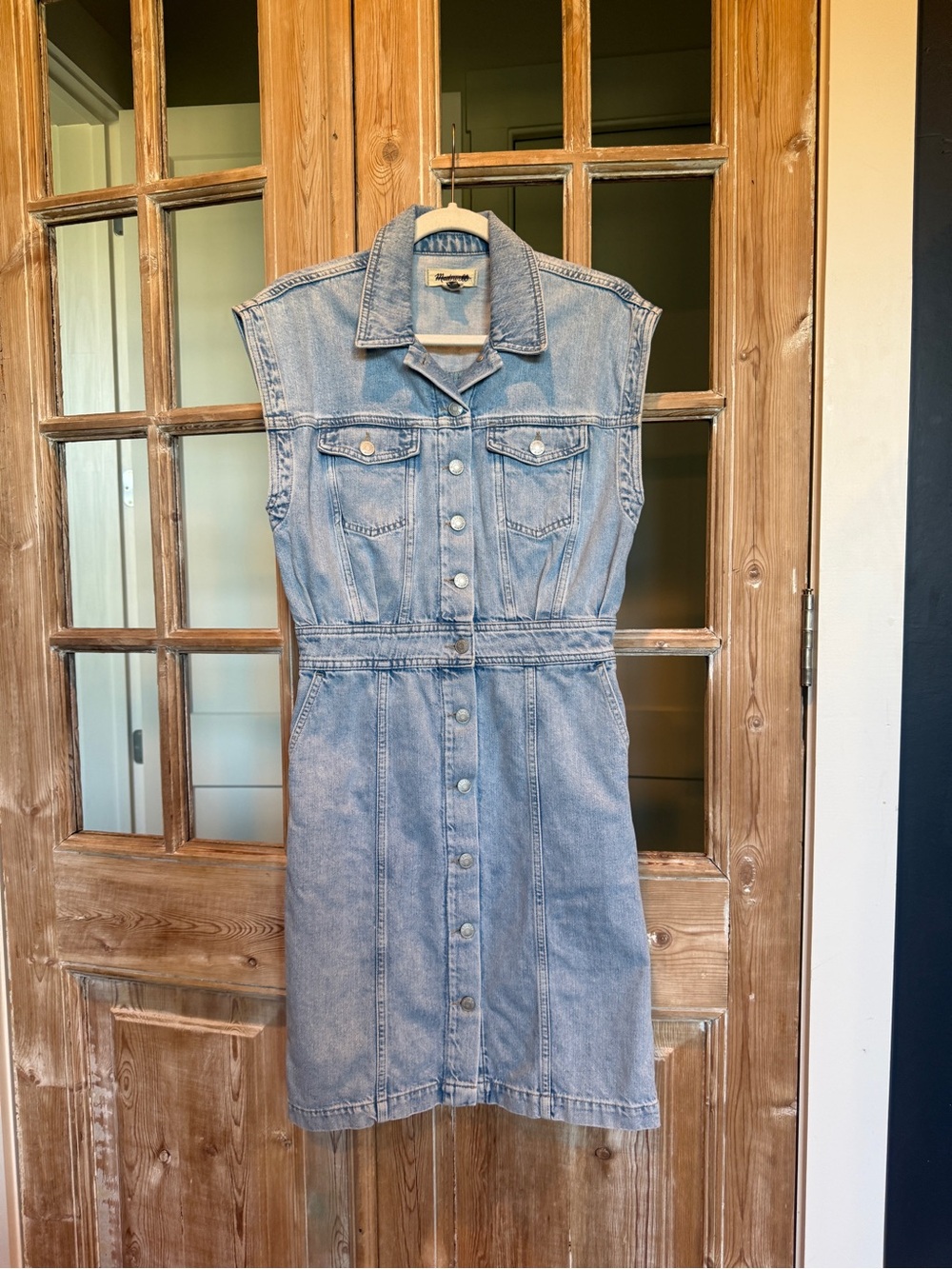 Madewell Sleeveless Light Wash Denim Shirt Dress - Classic Casual